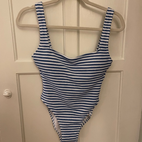 NWT J.CREW Textured squareneck one-piece in stripe - Picture 3 of 4